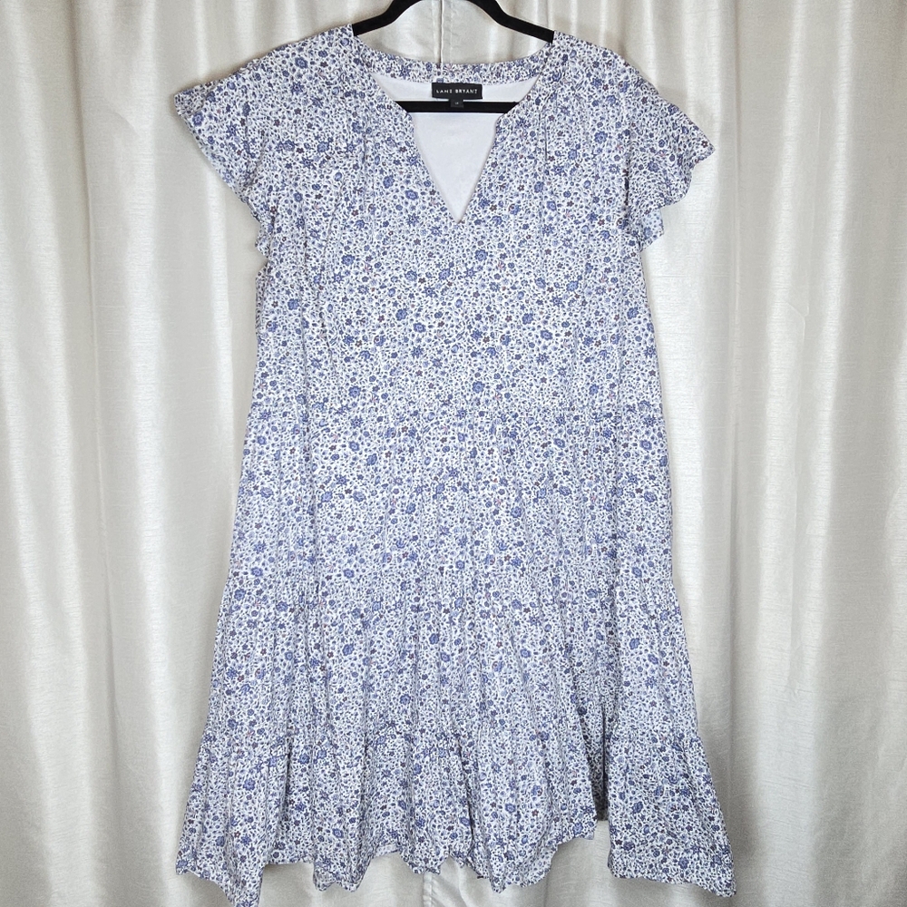 Lane Bryant Women's Ditsy Floral Tiered Babydoll Dress Stretch V-Neck Fairycore